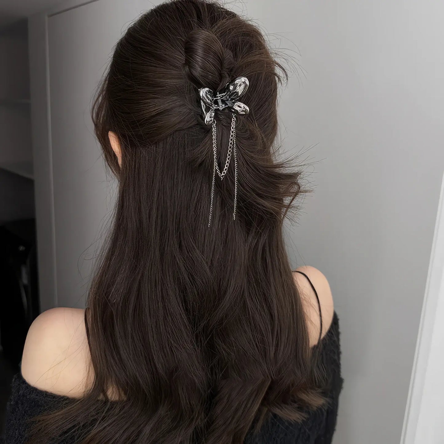 Butterfly tassel mini claw clip, another hairstyle view on long hair