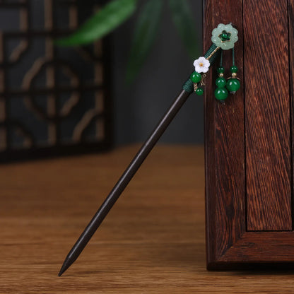Dongli hairpin with green flower and green bead (minimalist style)
