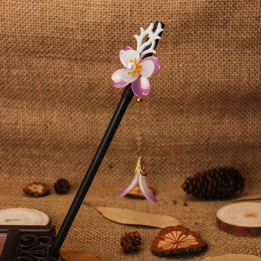 Shantaohong hairpin 5 with black rod, yellow flower and yellow bead tassel, linen background with pinecone and wood chips