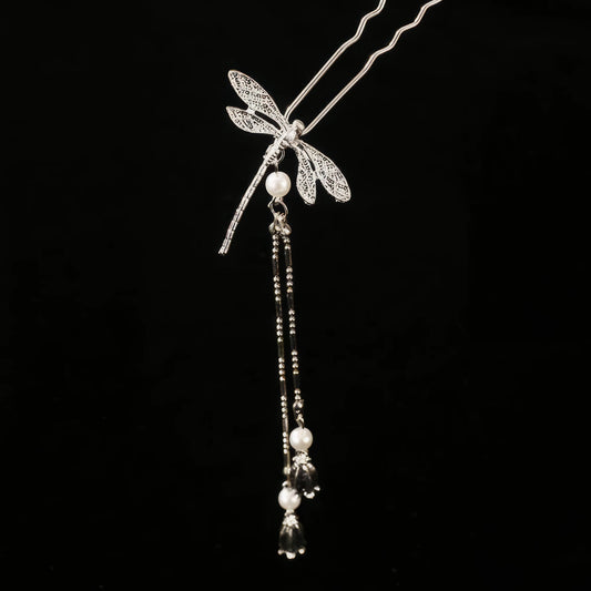 Silver dragonfly U-hairpin with pearl tassel, single piece front view
