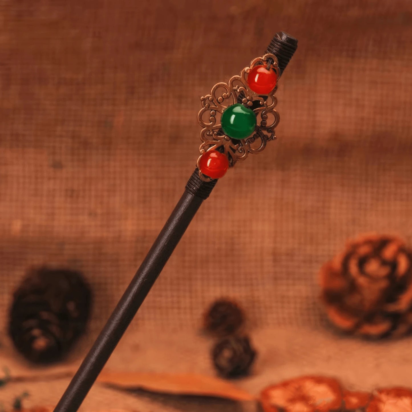 Tingyue hairpin "Liuguang" (SF22 - 12), green and red bead design, burlap background