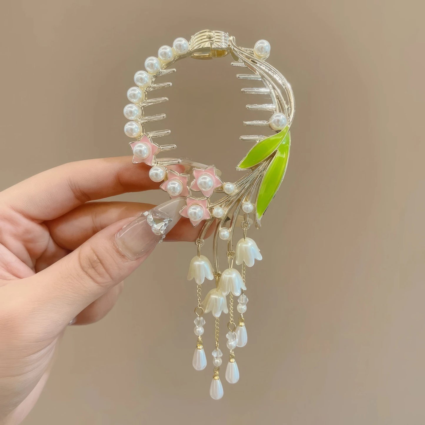 Butterfly Tassel Hair Updo Fixator