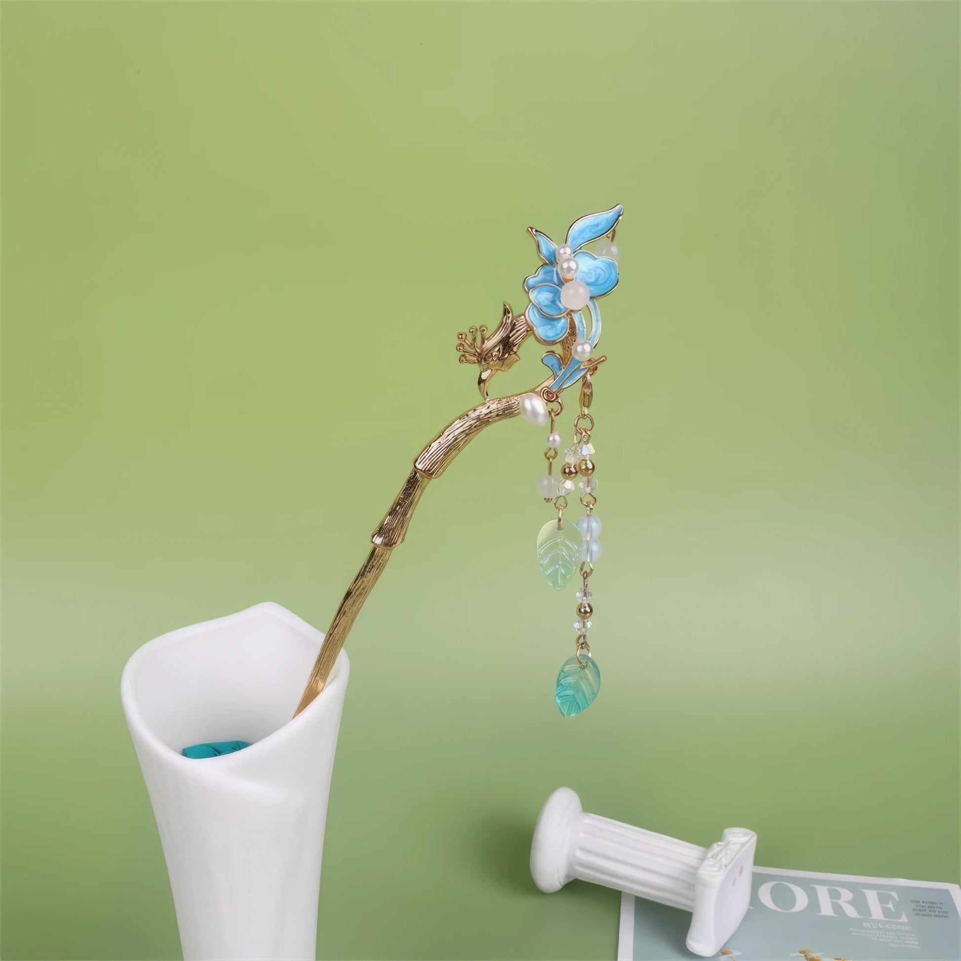 Xiangyunruicai hairpin with blue phoenix and bead detail