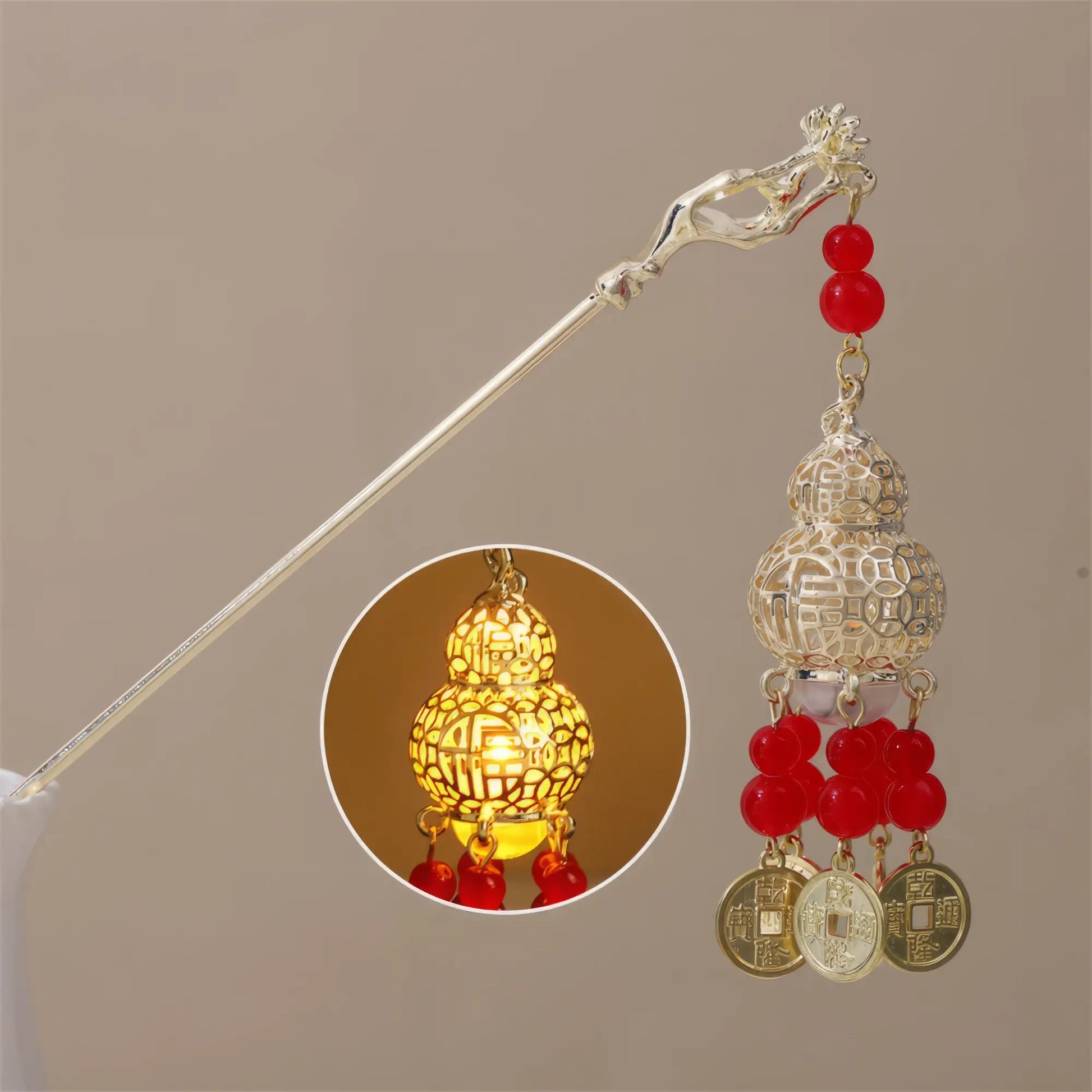 Xiaonianhuadeng hairpin with gold accessories and gold lantern, beige background