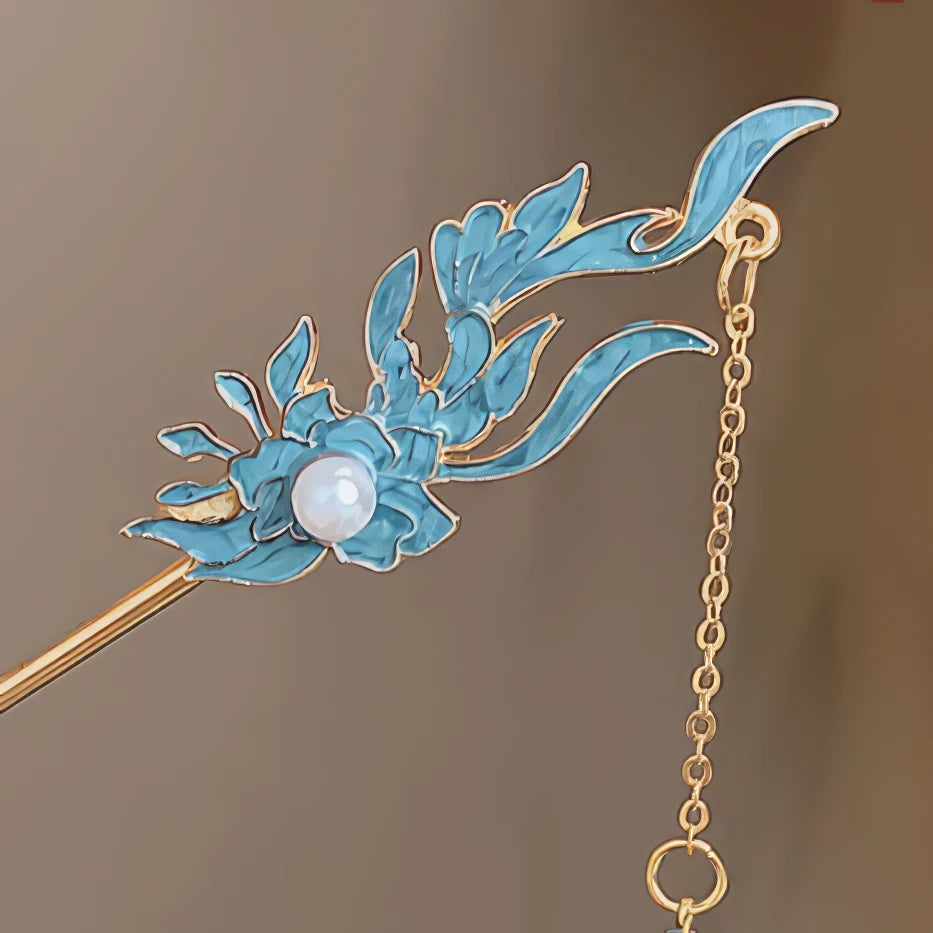 Yinchenque hairpin with blue flower and pearl detail
